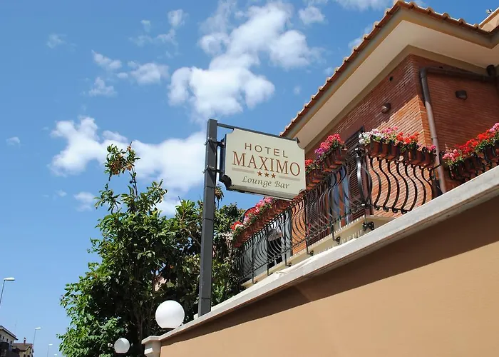 Maximo Hotel 3*