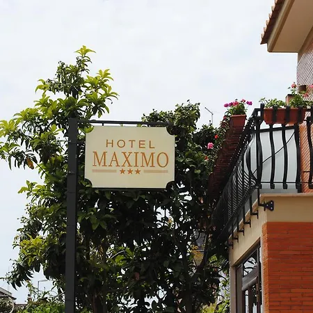 Maximo