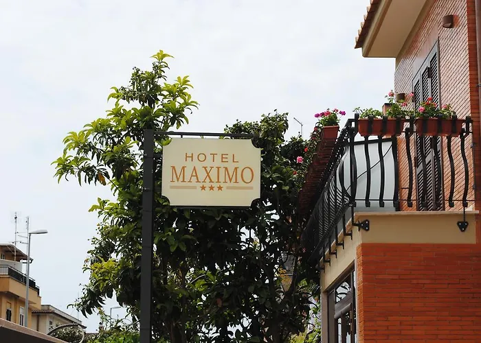 Maximo